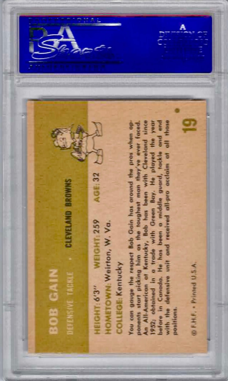 1961 Fleer #19 Bob Gain PSA 8